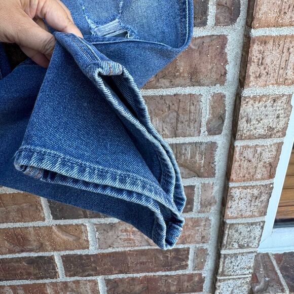 Hollister W27 L27 Ultra High Rise Ripped Distressed Mom Ankle Jeans - Picture 6 of 7